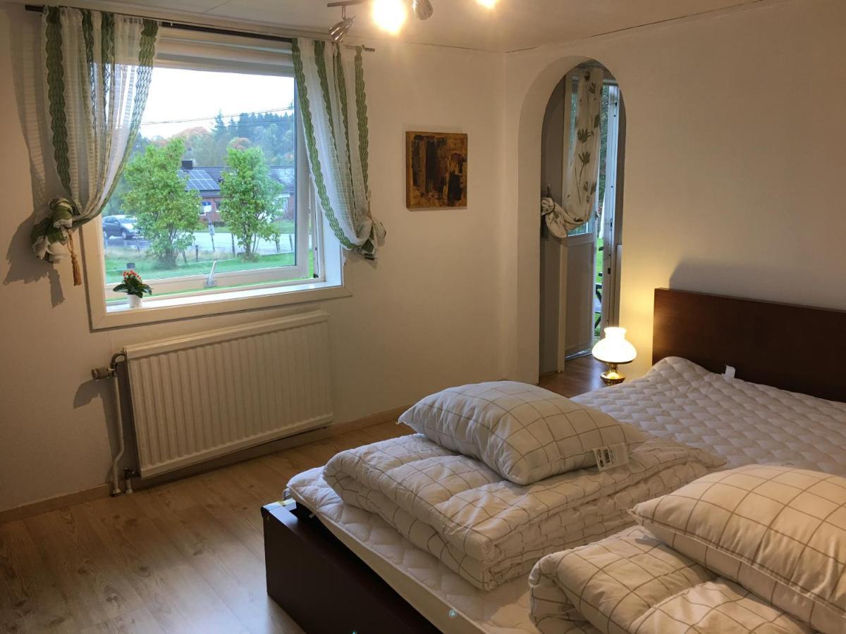 Torp, 7 Min Till Ullared Villa Esterno foto